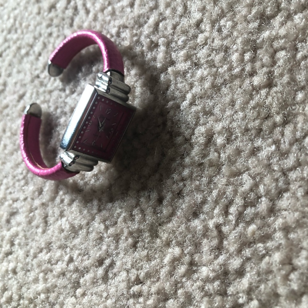 Pink watch - Picture 2 of 2